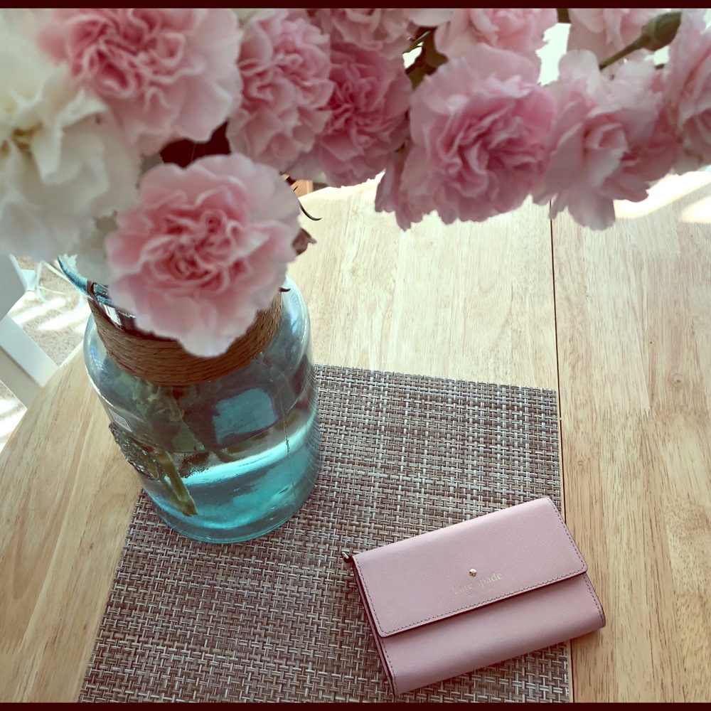 Kate Spade ♠️ Rose blush leather wallet